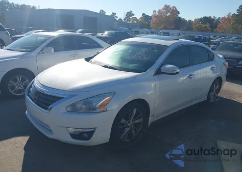 2015 Nissan Altima 2.5 Sv из США, поврежденный, VIN 1N4AL3AP8FC427657
